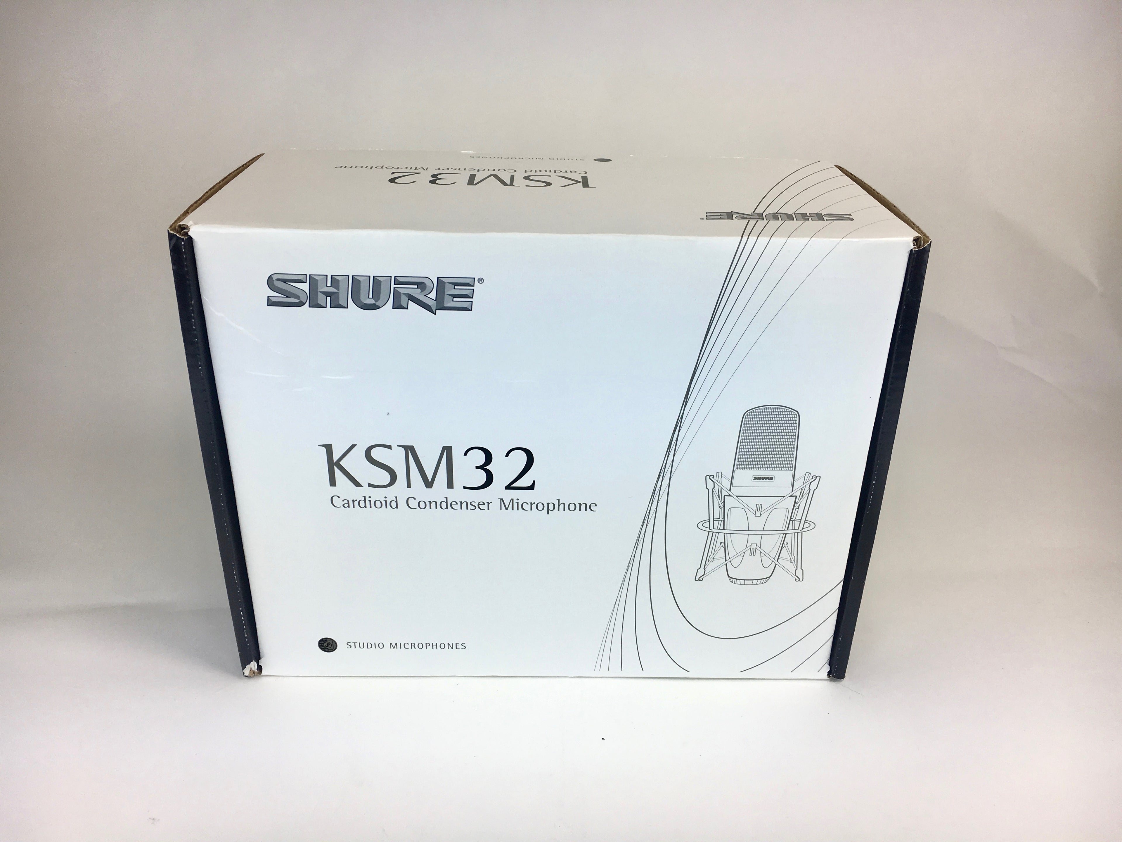 Shure KSM 32 Microphone